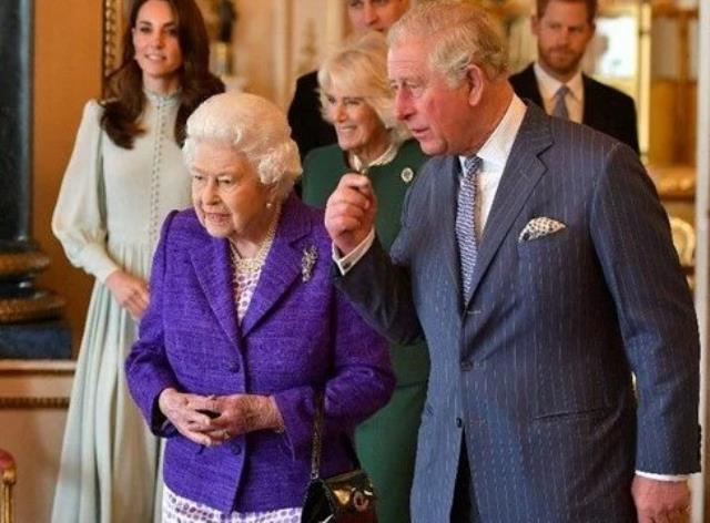 Son Dakika! İngiltere'de Kraliçe Elizabeth'in ölümü sonrası 3. Charles resmen kral ilan edildi