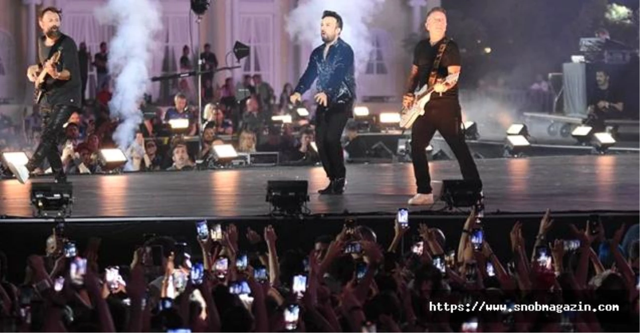 Tarkan\'ın İzmir Konserinde Rekor Kırıldı: Dünyanın En Kalabalık Beşinci Ücretsiz Konseri