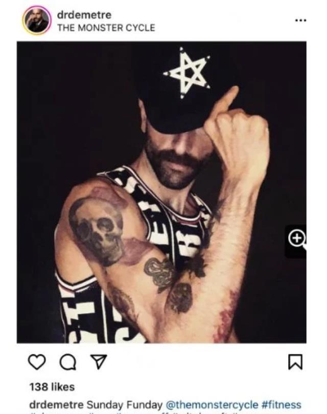 Biden'ın maymun çiçeği ile mücadele için kurduğu ekibin başına getirdiği Yunan asıllı doktor satanist çıktı Biden'ın maymun çiçeği ile mücadele için kurduğu ekibin başına getirdiği Yunan asıllı doktor satanist çıktı