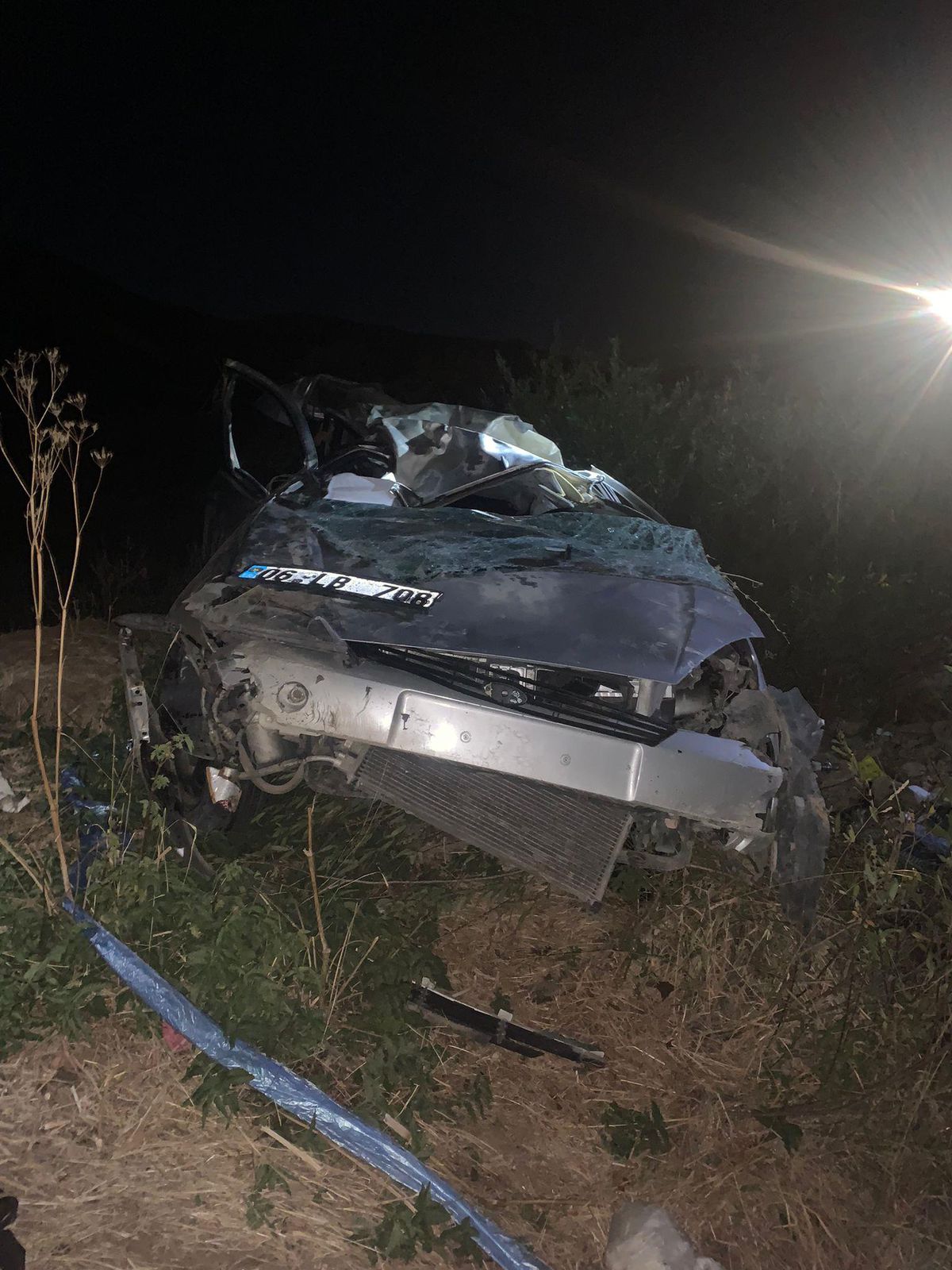 Bingöl\'de otomobilin şarampole devrilmesi sonucu 4 kişi yaralandı