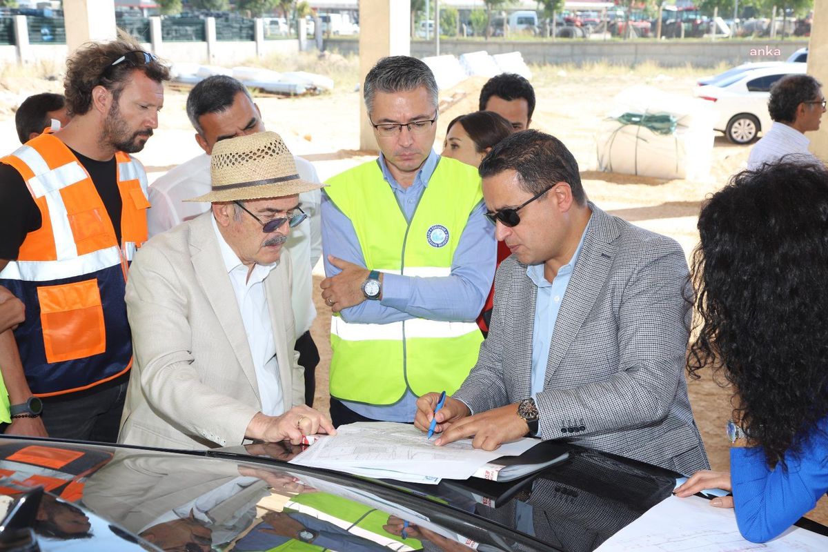 Eskişehir haberi | Eskişehir Büyükşehir Belediye Başkanı Büyükerşen, Çalışmaları Yerinde İnceledi