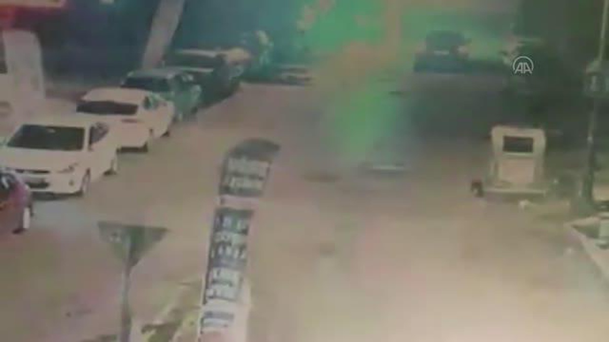Maltepe\'de otomobil parçaları çalan 3 zanlıdan 1\'i tutuklandı