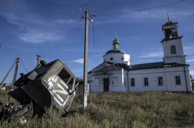 Ukrayna'dan karşı atak! Rus ordusunu gafil avlayıp kasabaları bir bir geri almaya başladılar Ukrayna'dan karşı atak! Rus ordusunu gafil avlayıp kasabaları bir bir geri almaya başladılar