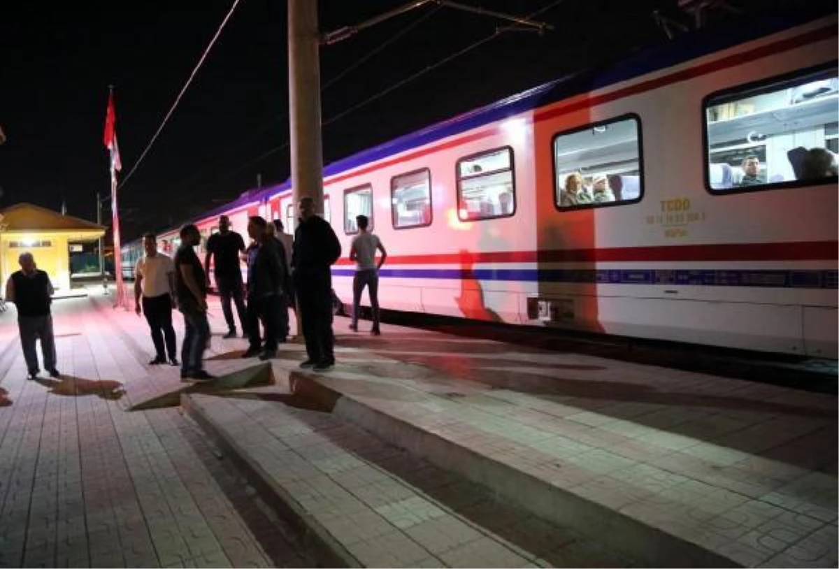 Yozgat haberi | Yozgat\'ta Doğu Ekspresi\'nin vagonu raydan çıktı