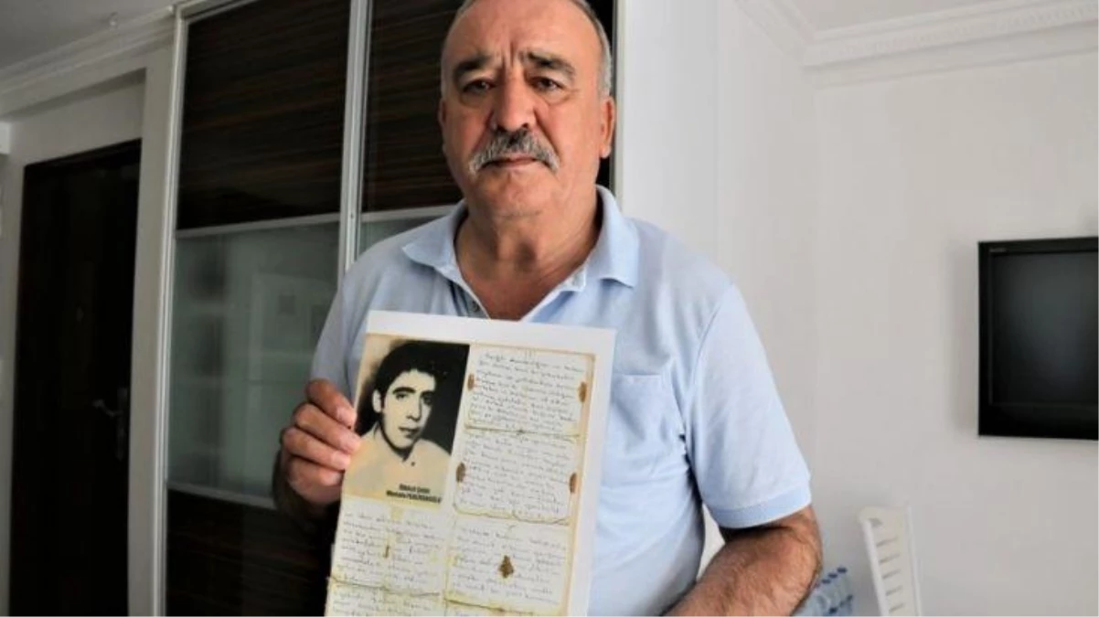 1980\'de darbecilerin idam ettiği ülkücü Mustafa Pehlivanoğlu\'nun ağabeyi soy isimlerini geri istiyor: Annem, babam bana vasiyet etti