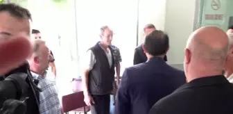 Bakan Dönmez, İstanbul'da vatandaşlarla buluştu