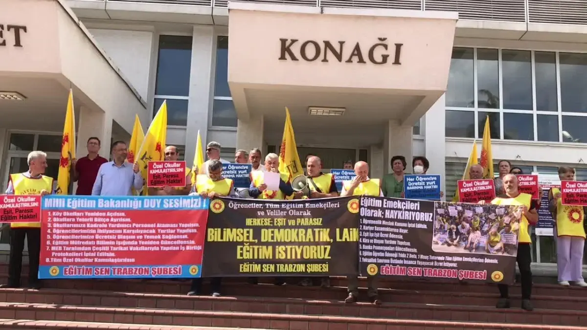 Eğitim-Sen Trabzon Şubesi: "Son Yıllarda Bilimsel ve Laik Eğitimden Uzaklaşıldı"