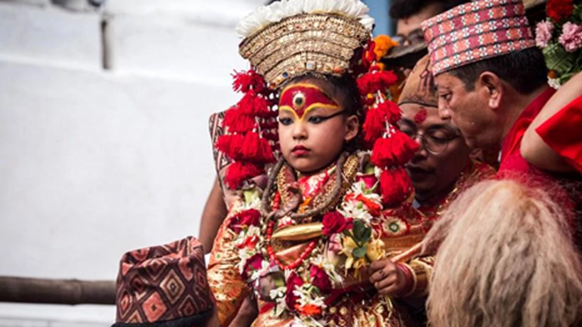 Nepal\'in Başkenti Katmandu\'da İndra Jatra Festivali Kutlanıyor