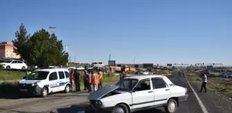 Şanlıurfa haberleri! Şanlıurfa'da otomobiller çarpıştı: 3 yaralı