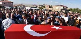 Son dakika haberleri... Şehit Uzman Çavuş Borlu, Niğde'de son yolculuğuna uğurlandı