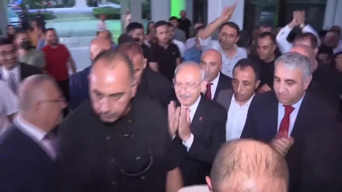 Tuncay Özkan: "Genel Başkan\'ımız Kılıçdaroğlu, \'Bozkurt Kemal\' Sloganlarıyla Karşılandı. Toplumun Her Kesimini Kucaklayan Lider, Kılıçdaroğlu"