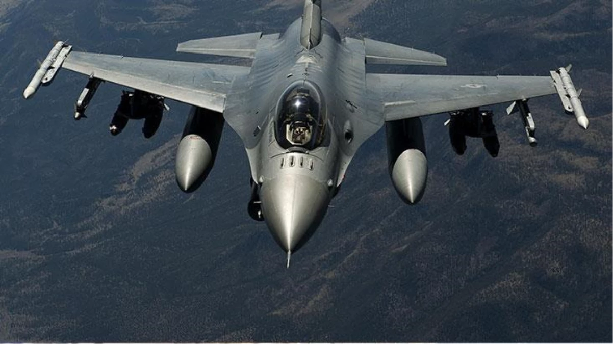 Yunanistan Türkiye\'ye karşı hamle! İlk iki F-16\'yı teslim aldılar