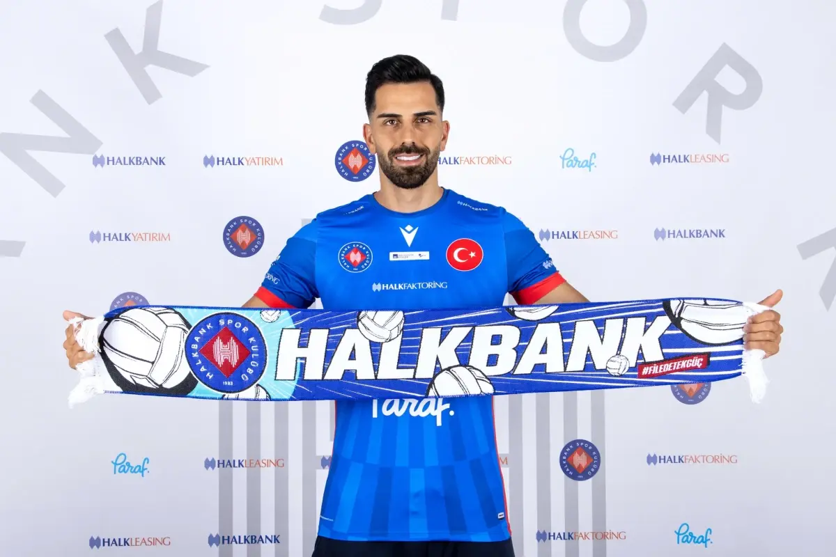 Halkbank, milli voleybolcu Doğukan Ulu\'yu transfer etti