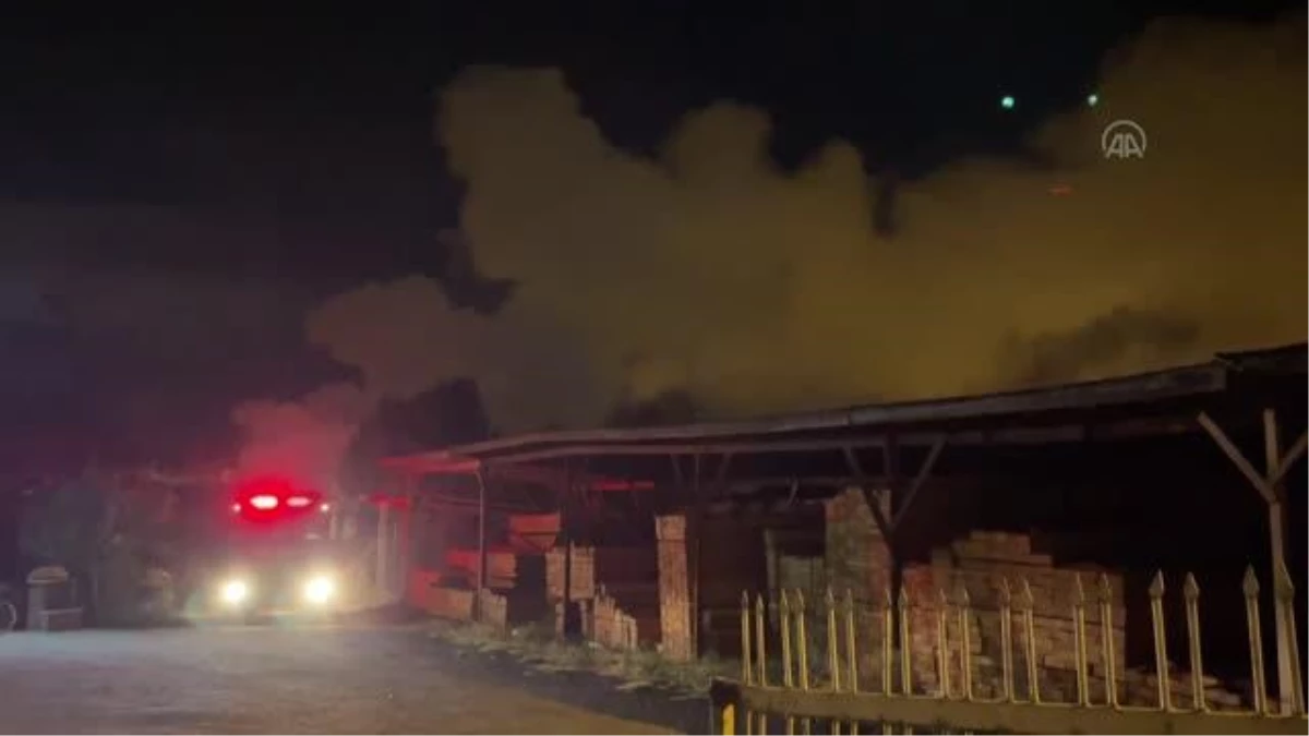 Karabük\'te kereste fabrikasında çıkan yangın söndürüldü