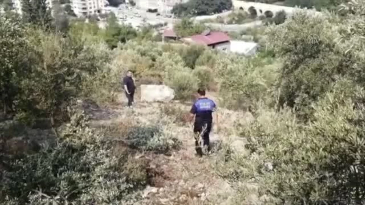 Adana\'da Kozan Kalesi yerleşkesinden kaya yuvarlandı