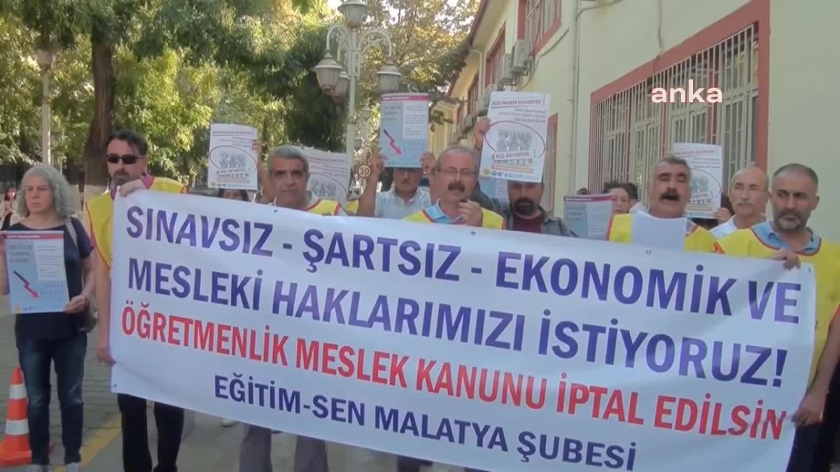 Malatya\'da Öğretmenlerden \'Kariyer Basamakları\' Protestosu: "Sınava da Kariyer Basamaklarına da Karşıyız"