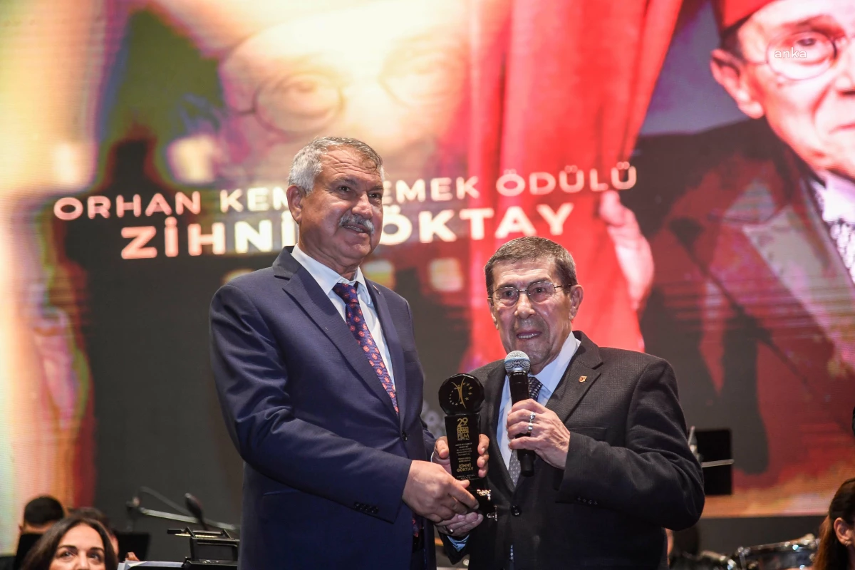 Adana haberi! Uluslararası Adana Altın Koza Film Festivali\'nde Emek Ödülleri Sahiplerini Buldu