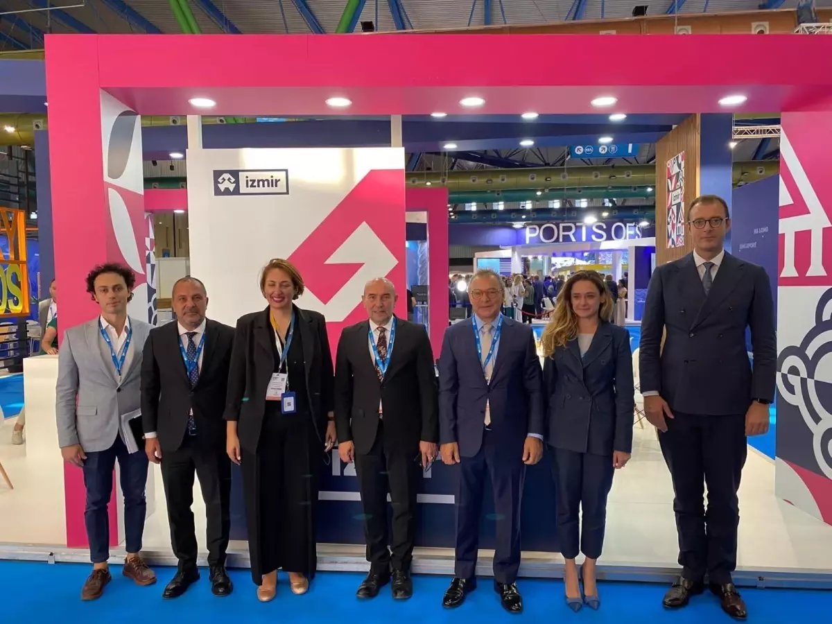 Tunç Soyer\'den İspanya\'da İzmir Tanıtımı