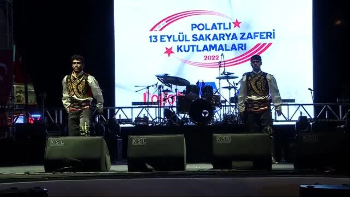 Haluk Levent, Sakarya Zaferi kutlamaları kapsamında Polatlı\'da konser verdi (2)