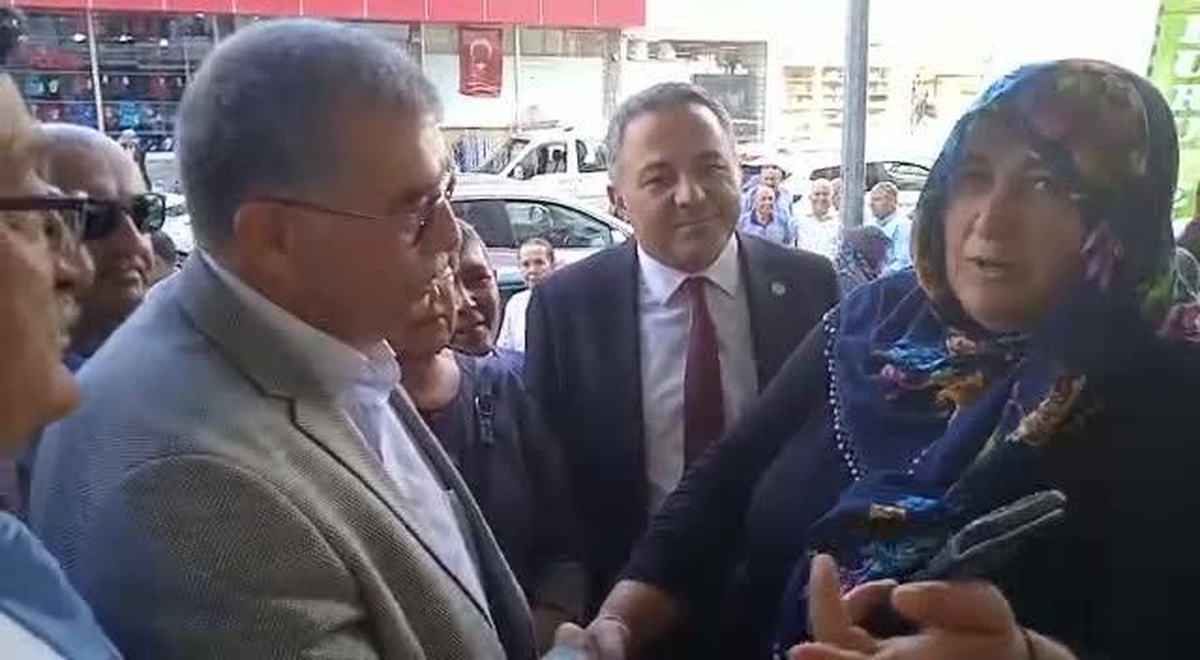Osmaniyeli Vatandaş: "İki Tane Kara Zeytinle Kahvaltı Yaptığımı Bilirim"