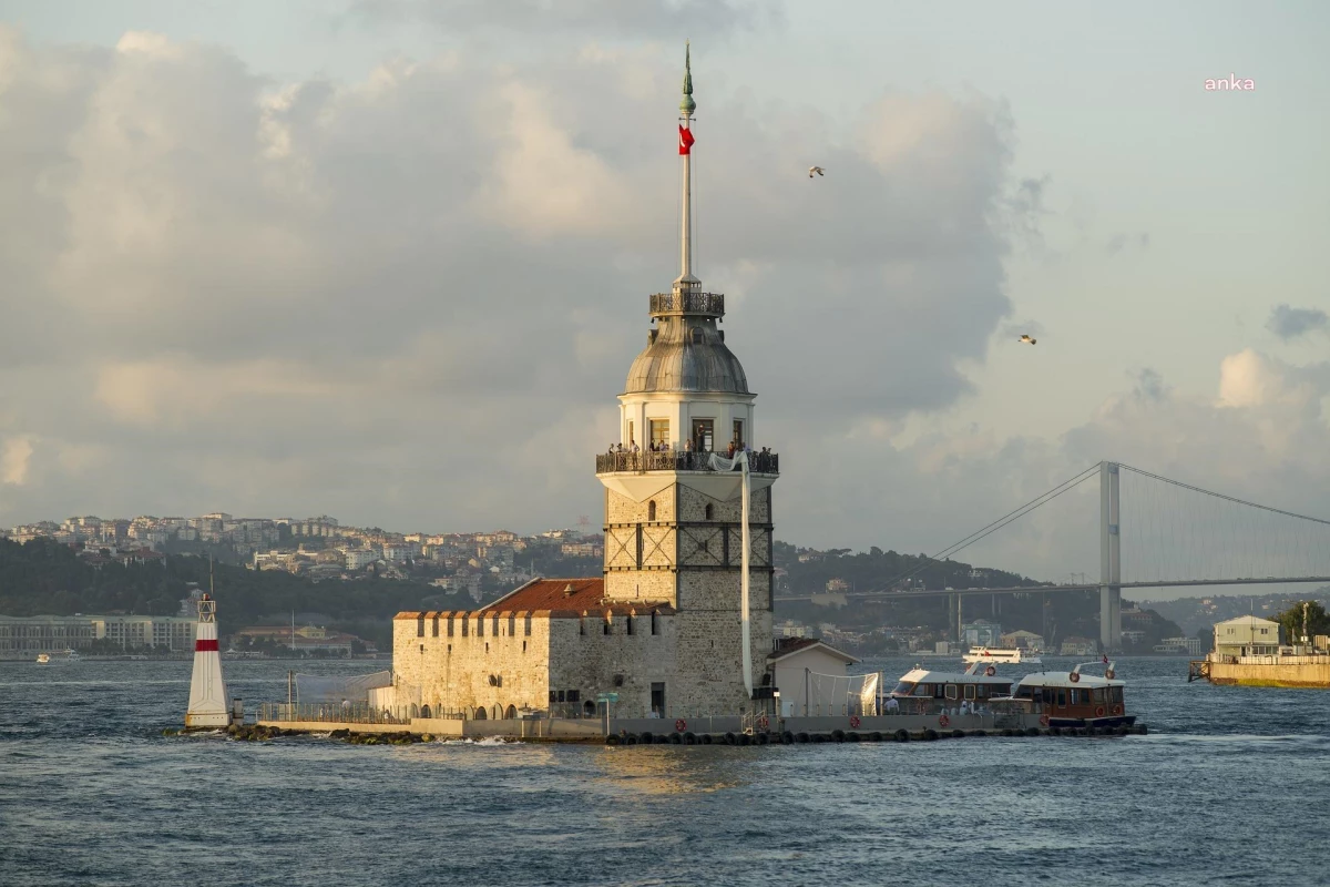 Prof. Dr. Gülersoy: "Kız Kulesi İçin Denetlenebilir, Şeffaf Bir Restorasyon Gerekli"