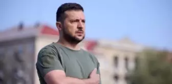 Ukrayna lideri Zelenski, Rus ordusundan geri alınan İzyum'a gitti