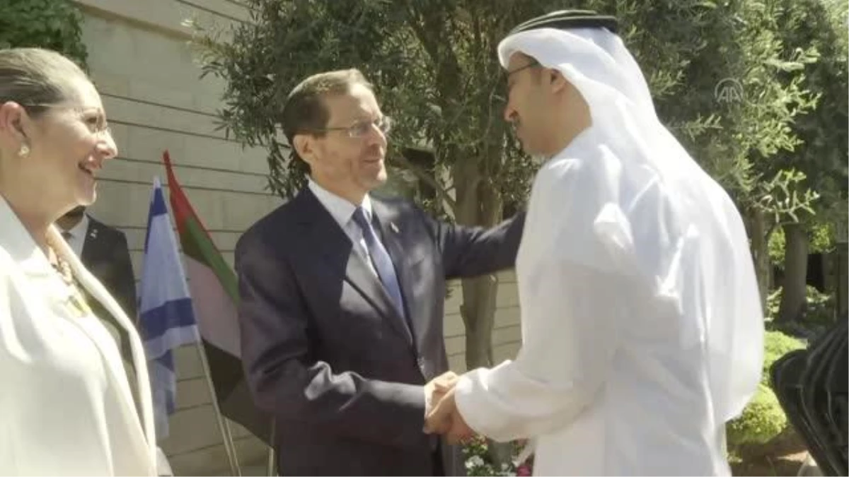 BAE Dışişleri Bakanı Al Nahyan, İsrail\'de Cumhurbaşkanı Herzog ile görüştü