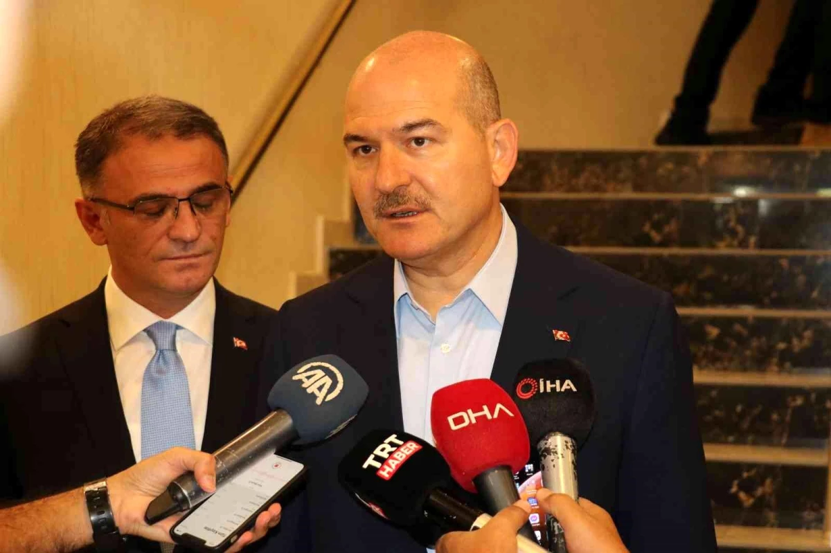 İçişleri Bakanı Süleyman Soylu, Van\'da gazetecilerin sorularını yanıtladı Açıklaması