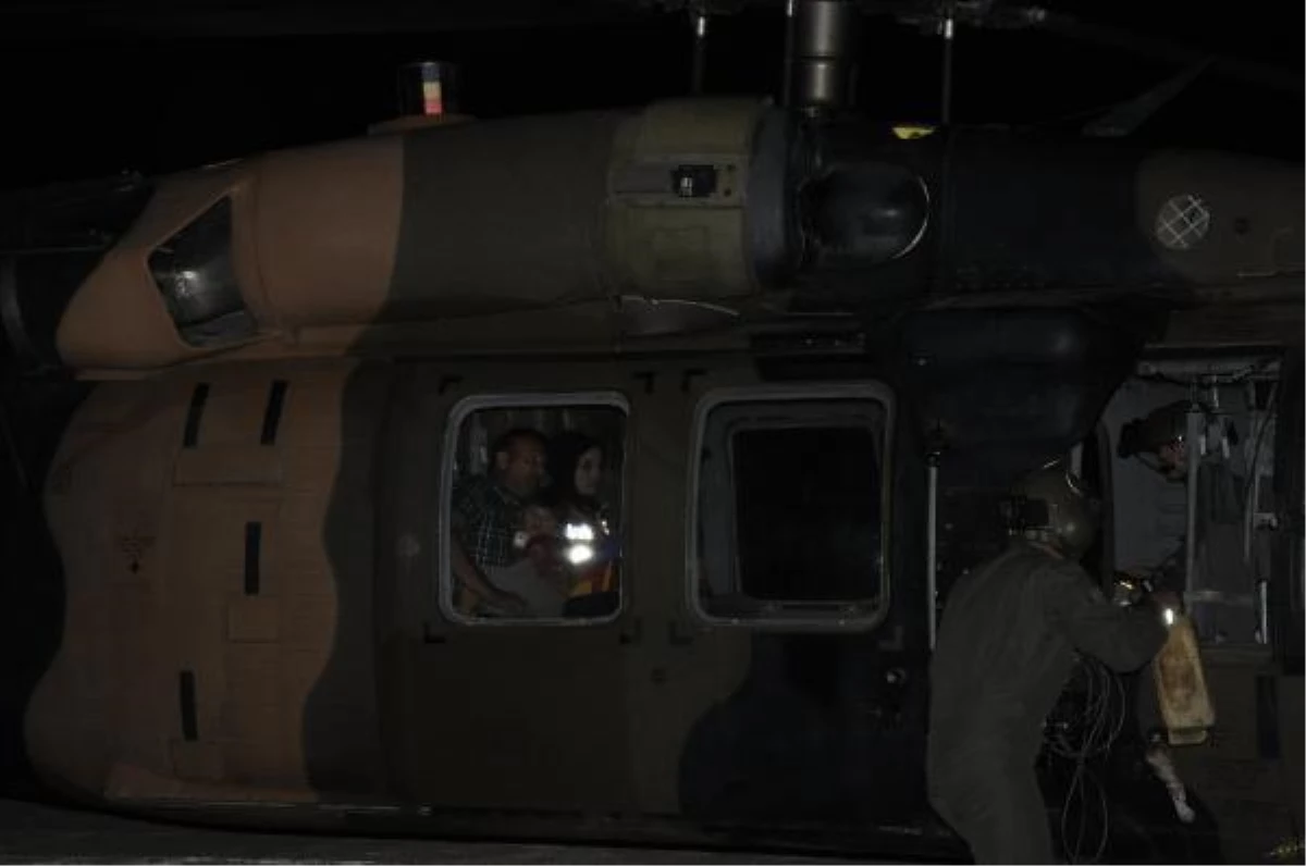 Derecik\'te beyin kanaması geçiren çocuk askeri helikopterle hastaneye yetiştirildi