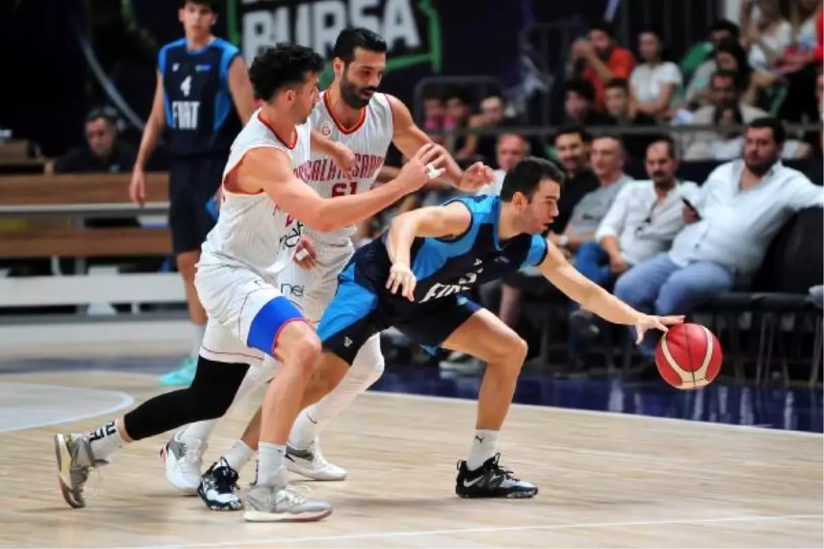 Galatasaray Nef: 79-84