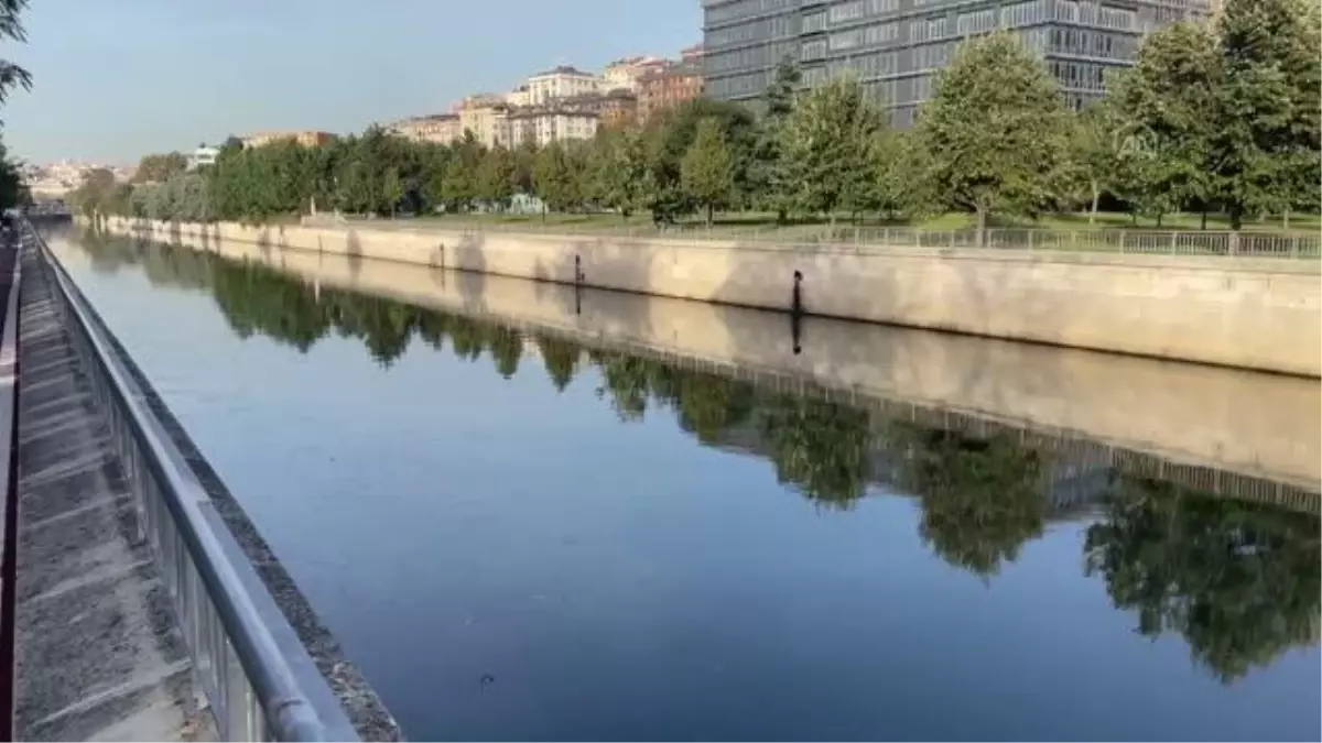 İBB aracının siyah atık suyu Kağıthane Deresi\'ne boşaltmasına tepki