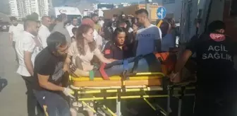 TIR, otomobile çarptı; anne ve 2 çocuğu yaralandı