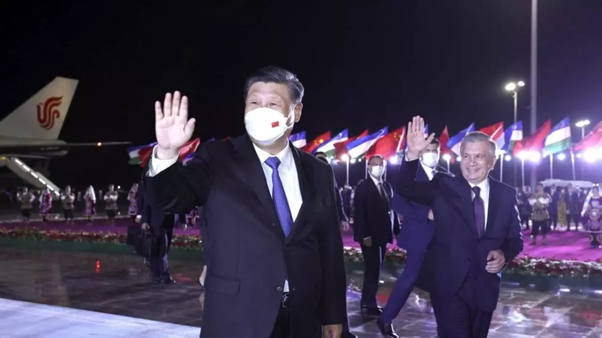 Xi, Resmi Ziyarette Bulunmak ve Sco Zirvesine Katılmak İçin Özbekistan\'a Gitti