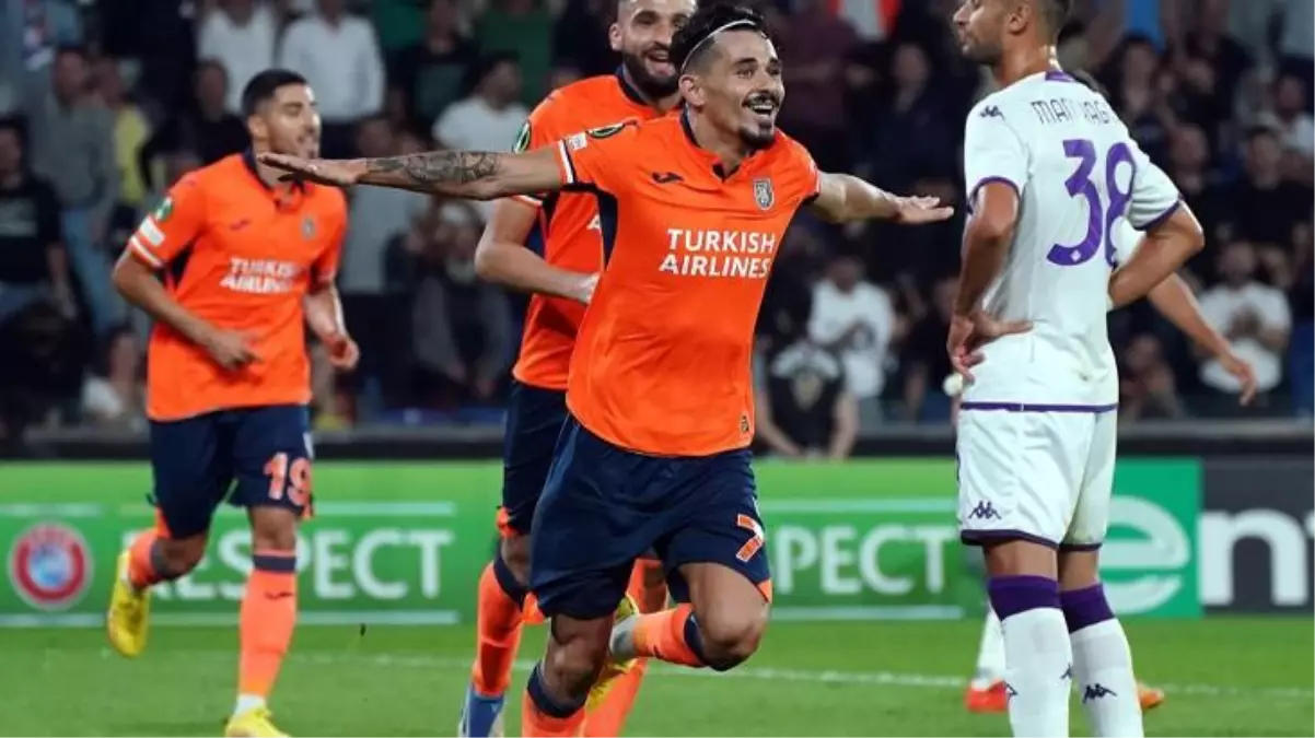 Başakşehir\'den Avrupa\'da görkemli zafer! Fiorentina\'yı farklı geçti