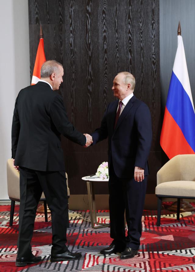 Cumhurbaşkanı Erdoğan'ın, Rusya Devlet Başkanı Putin ile görüşmesi sona erdi