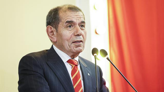 Galatasaray Dünya'ya açılıyor, yeni transferler paraya çevrilecek Galatasaray Dünya'ya açılıyor, yeni transferler paraya çevrilecek