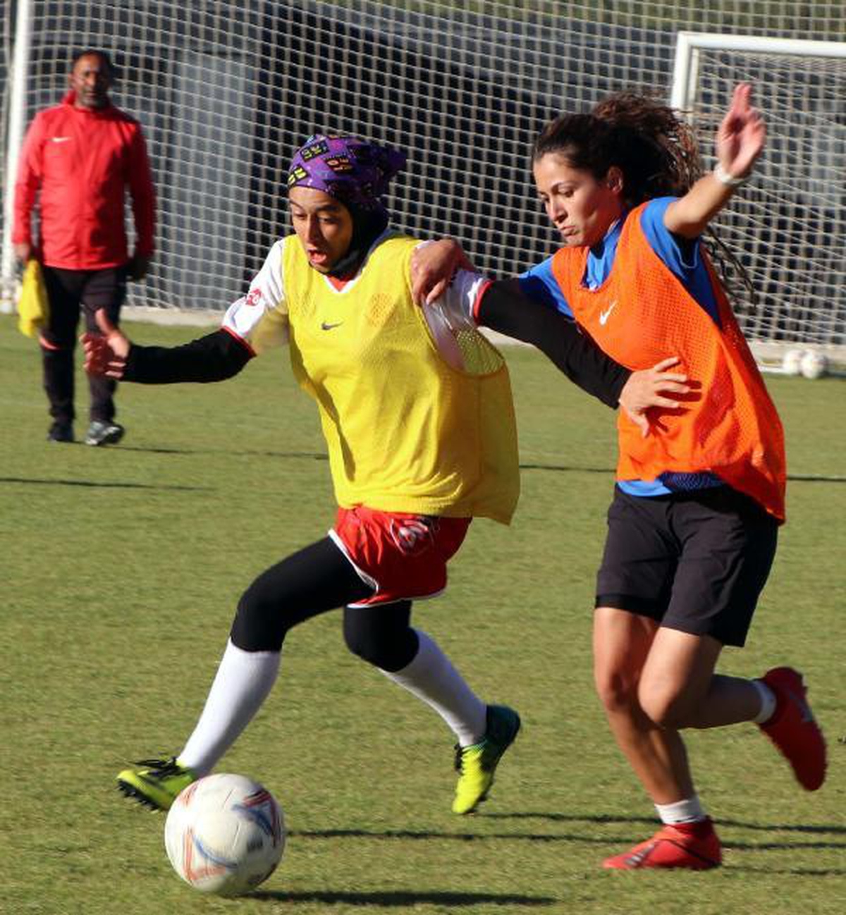İşitme Engelli Kadın Futbol Milli Takımı, dünya şampiyonasına Erciyes\'te hazırlanıyor