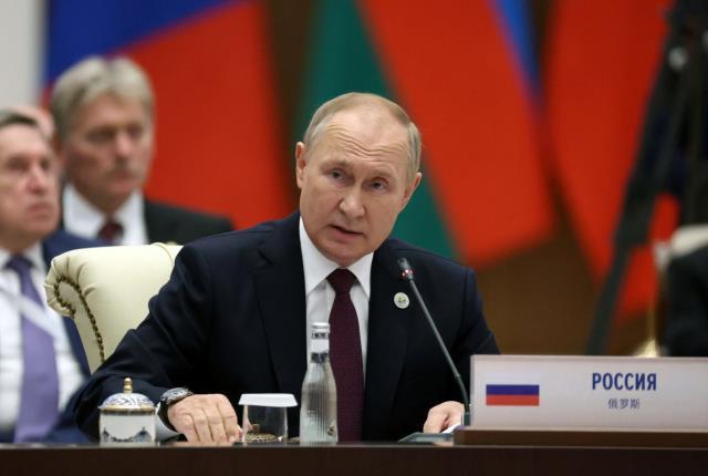 Şangay Zirvesi'nde konuşan Putin: Biz savaşı bitirmek istiyoruz ama Kiev savaşı sürdürmek istiyor Şangay Zirvesi'nde konuşan Putin: Biz savaşı bitirmek istiyoruz ama Kiev savaşı sürdürmek istiyor