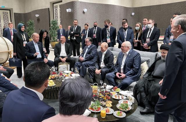 Şanghay İşbirliği Örgütü Zirvesi'ne Çin lideri damga vurdu! Ne akşam yemeğine katıldı, ne de toplu fotoğrafta yer aldı Şanghay İşbirliği Örgütü Zirvesi'ne Çin lideri damga vurdu! Ne akşam yemeğine katıldı, ne de toplu fotoğrafta yer aldı