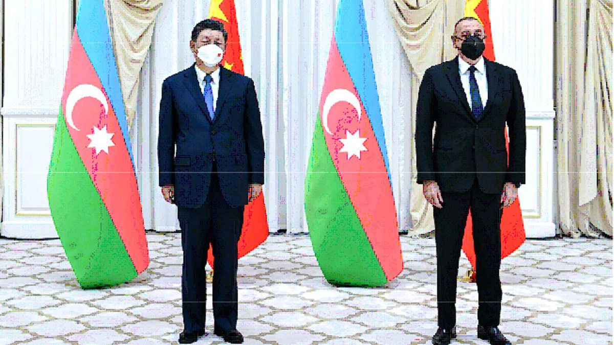Xi, Azerbaycan Cumhurbaşkanı Aliyev\'le Görüştü