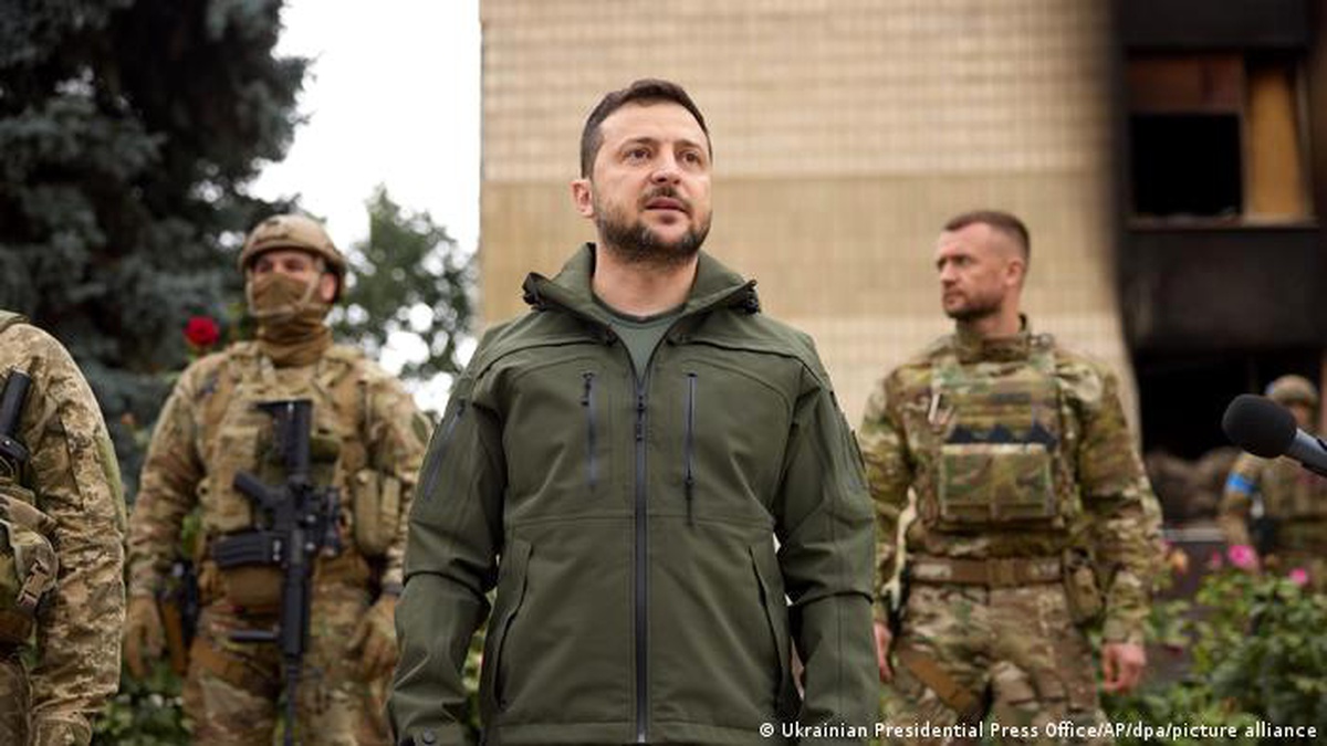 Zelenskiy: İzyum\'da toplu mezar bulundu