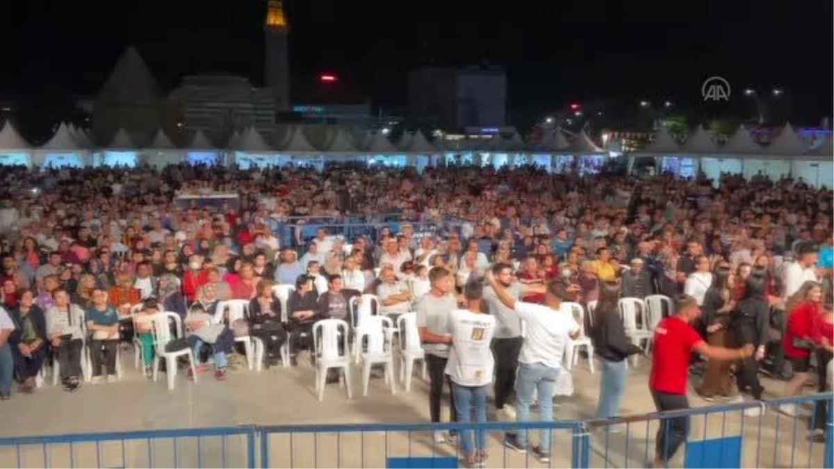Kırşehir\'de Ahilik Haftası kutlamalarında halk konseri verildi