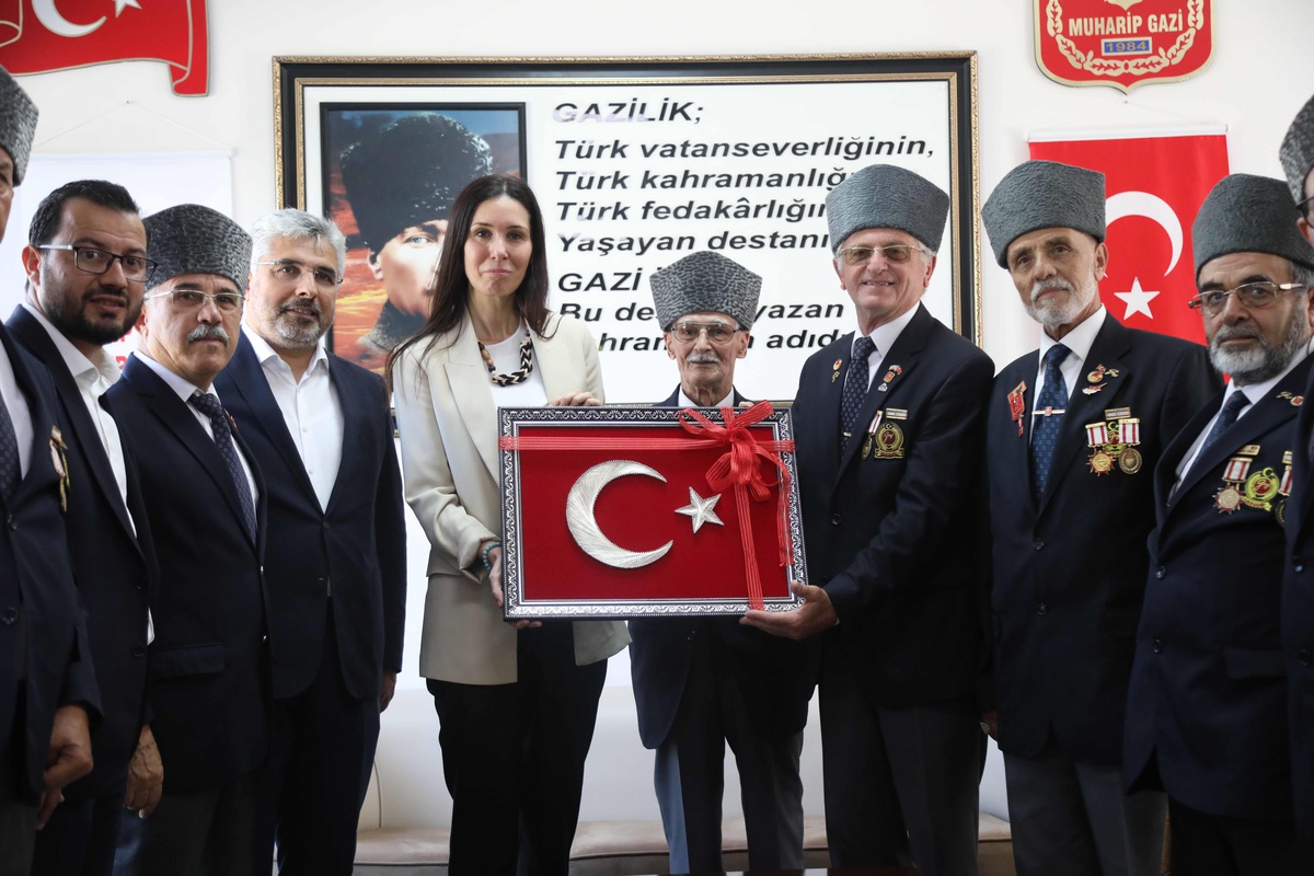 AK Parti\'li Karaaslan, sosyal konut projesini değerlendirdi Açıklaması