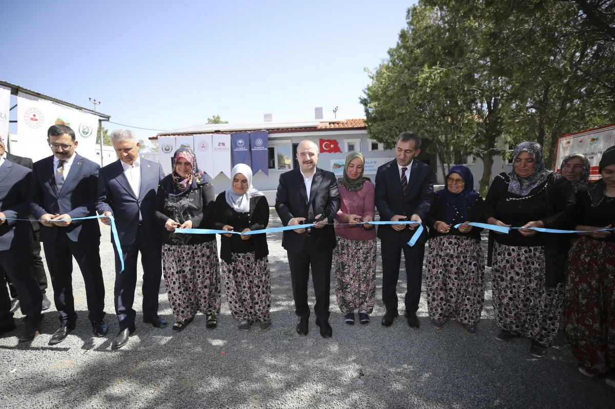 Bakan Varank, Bala\'da kadın girişimcilerin üretim tesisinin açılışını yaptı Açıklaması