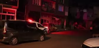 İzmir'de düğün sonrası çıkan kavgaya müdahale eden polis bıçakla yaralandı