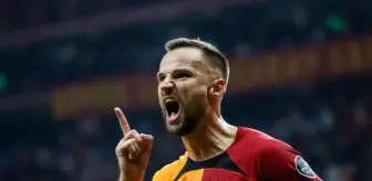 Galatasaray'da yıldız rekabeti! Haris Seferovic, Mauro Icardi'yi kıskandı Okan Buruk'a koştu!