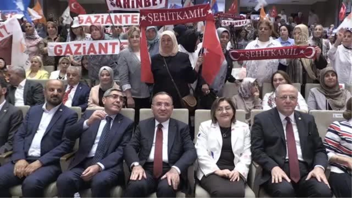 GAZİANTEP - Adalet Bakanı Bozdağ, AK Parti Gaziantep İl Danışma Meclisi Toplantısı\'na katıldı