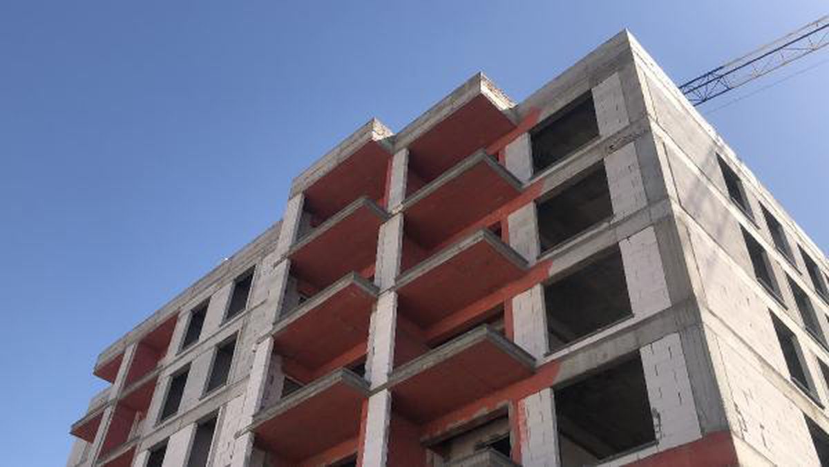 İnşaatın 5'inci katından düşen Suriyeli işçi öldü