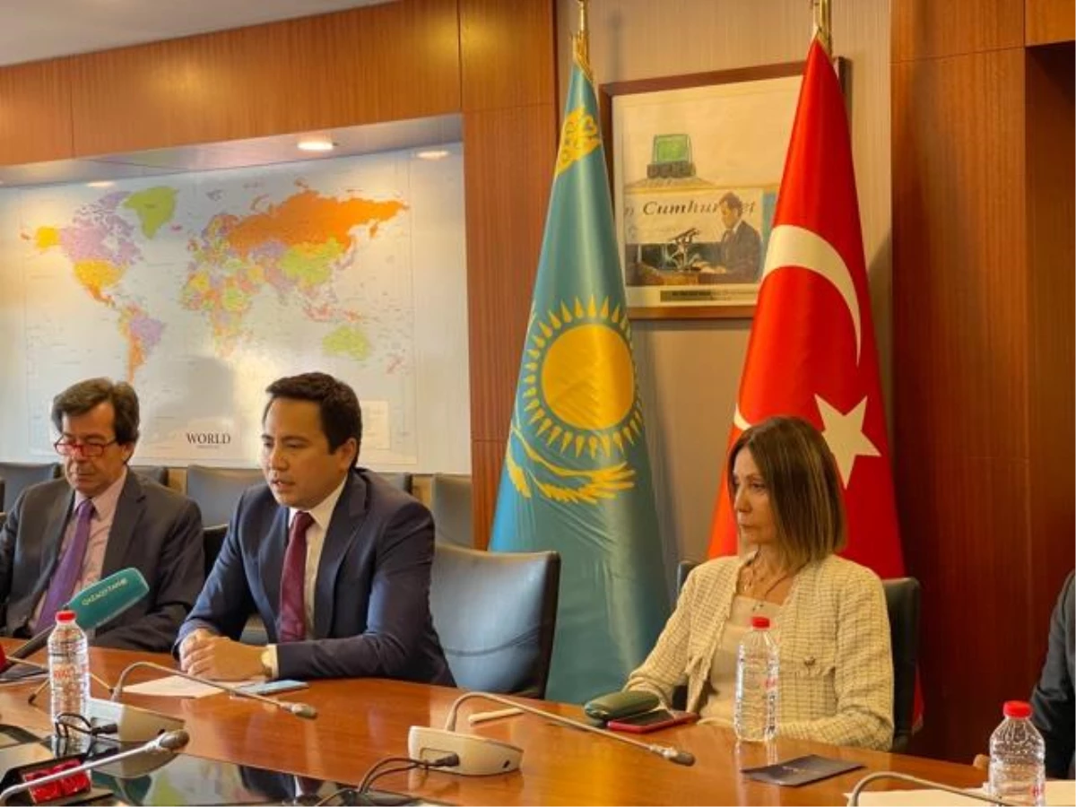 İstanbul\'da "Yeni Dönemde Kazakistan: Kazakistan Dostlarının Buluşması" toplantısı yapıldı