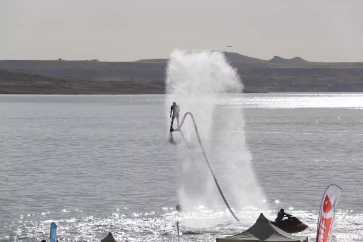 Kayseri haber! Kayseri\'de Türkiye Su Jeti ve Flyboard Şampiyonası düzenlendi